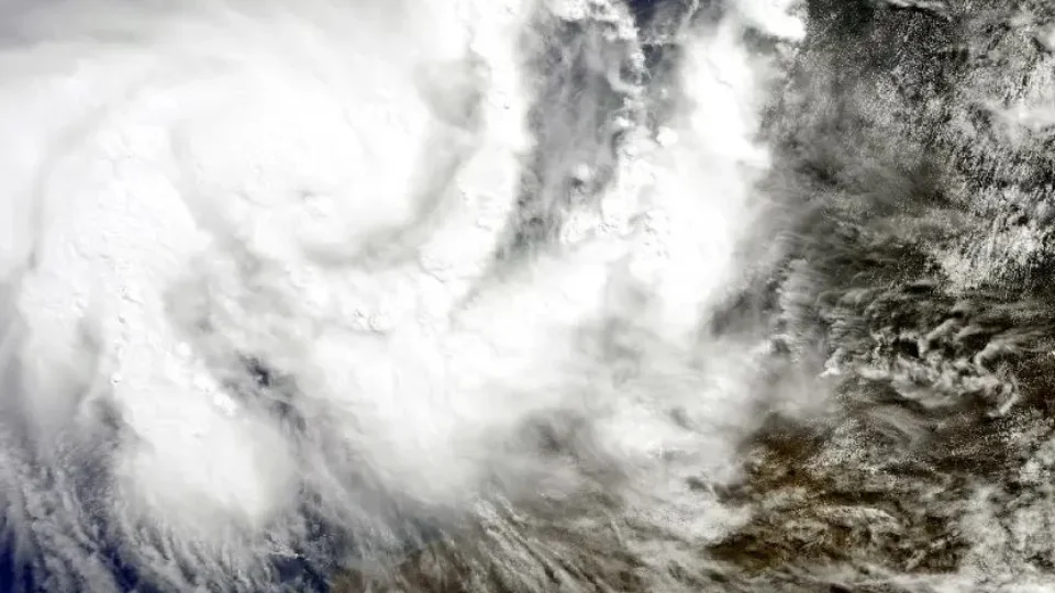 Três ciclones extratropicais trazem chuva extrema ao Sul