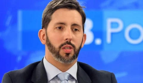 PSOL e Rede oficializam candidaturas no DF, anunciam apoio a Leandro Grass e entregam carta de compromisso político