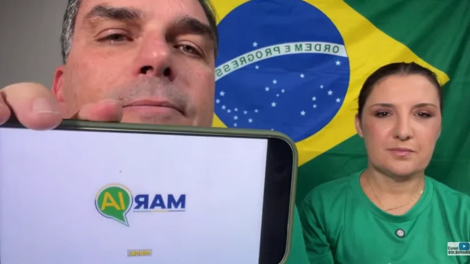 Flávio Bolsonaro lança Maria I.A. e apresenta plano com novas propostas para mulheres em live do Brasil por Elas