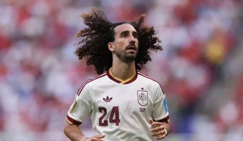 Cartão de Cucurella rende multa de US$ 10 mil à Espanha