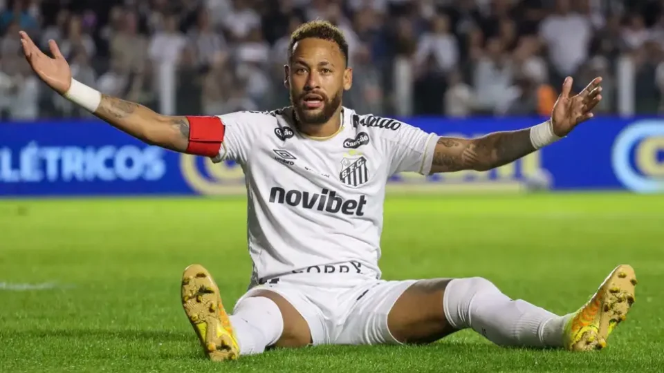 Neymar disputou apenas 5 de 20 clássicos pelo Santos desde seu retorno em 2025