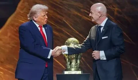 Trump teria pressionado Infantino para liberar atacante dos EUA às vésperas de decisão do Mundial