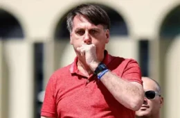 Bolsonaro Soluçou por 36 horas. Medicação foi elevada para controlar quadro
