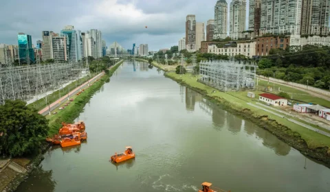 Projeto de despoluição do Rio Pinheiros ganha reforço e amplia em até 20% a capacidade de limpeza