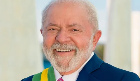 Lula volta a defender o fim da escala 6×1 e pressiona por avanço da PEC