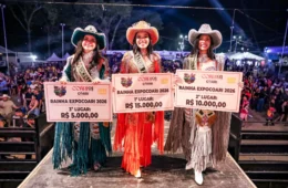Primeira Rainha da ExpoCoari é eleita em noite histórica da maior feira agropecuária do Médio Solimões
