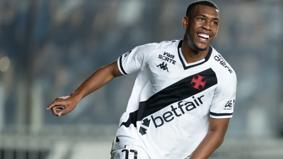 Rayan entra no radar do Bayern, e Vasco espera proposta que agrade clube e jogador