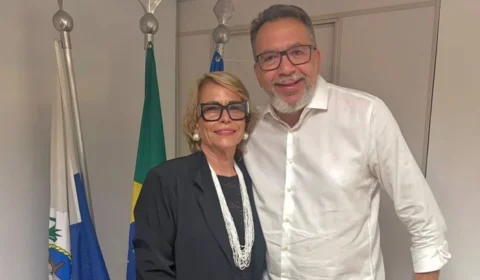 Rogéria Bolsonaro, mãe de Flávio e Eduardo é suplente de alvo da PF investigado por lavagem de R$ 7,6 bilhões