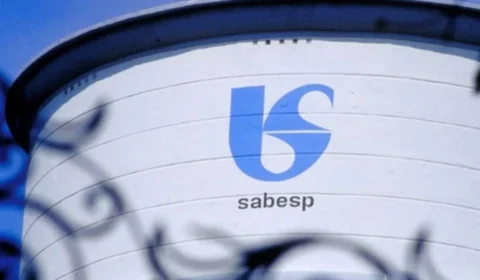 Contas de até R$ 25 mil e bairros sem esgoto: denúncias colocam a Sabesp no centro de nova polêmica