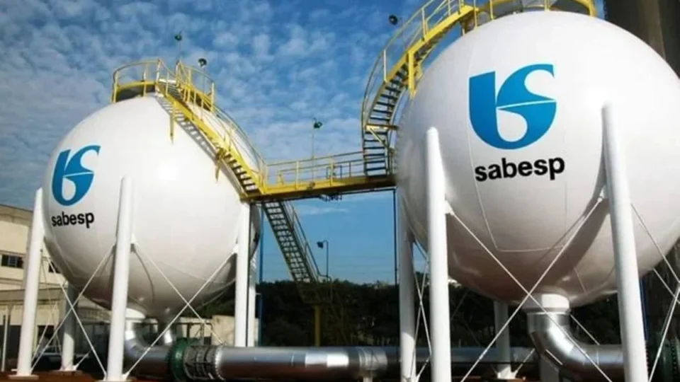 PSol aciona Ministério Público para investigar Tarcísio por divulgação da Sabesp após privatização