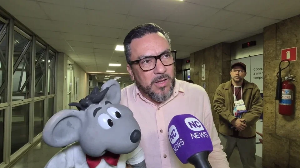 Xaropinho revela o verdadeiro motivo de entrar na política e faz promessa para o Congresso