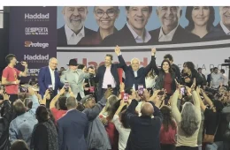 Haddad oficializa candidatura ao Governo de São Paulo em convenção marcada por ataques a Trump, Bolsonaro e Tarcísio