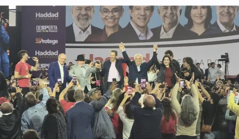 Haddad oficializa candidatura ao Governo de São Paulo em convenção marcada por ataques a Trump, Bolsonaro e Tarcísio