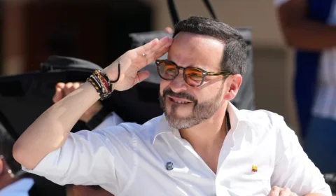 Colômbia: presidente eleito, Abelardo anuncia rompimento imediato com Cuba e Nicarágua