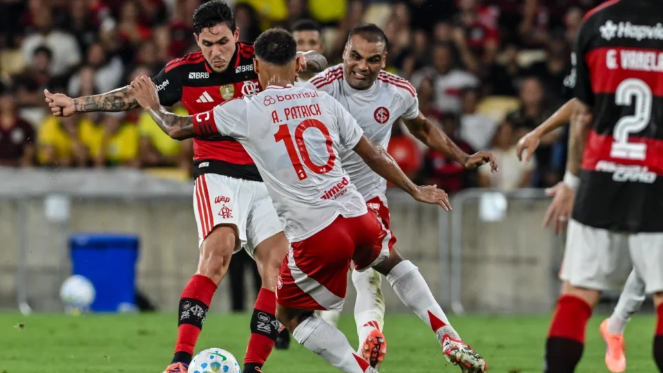 Internacional x Flamengo: onde assistir, horário e detalhes do jogo pelo Brasileirão