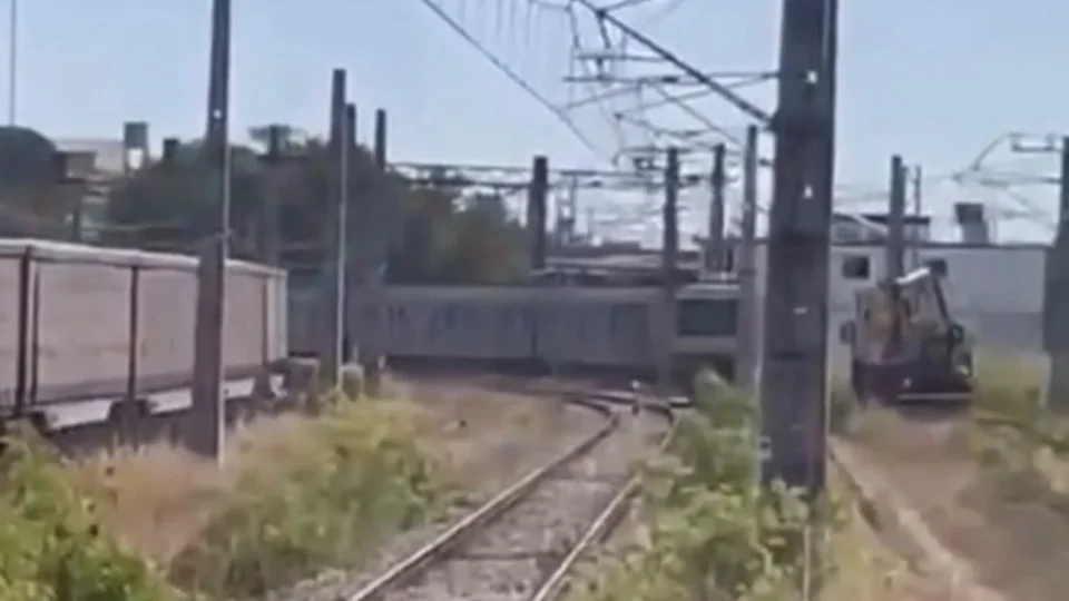 Susto no metrô: composição da Linha 1 descarrila em dia expansão no sistema de BH