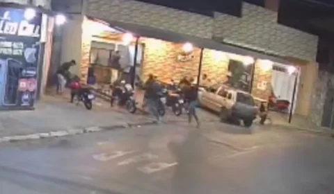 Motorista com sinais de embriaguez invade pizzaria, mata uma pessoa e deixa seis feridos em MG