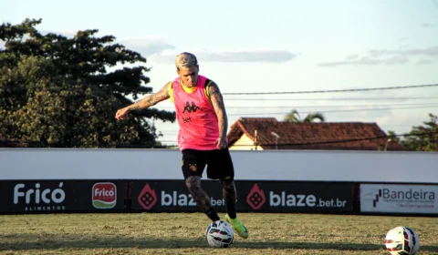 Goiás x Sport: confronto direto pelo G6 da Série B nesta quarta