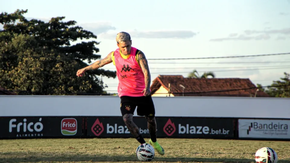 Goiás x Sport: confronto direto pelo G6 da Série B nesta quarta