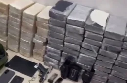 Estudante de Direito e policial militar são presos com 119 kg de drogas em shopping de Salvador