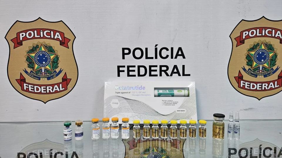 Remédios para emagrecimento entram na mira da PF após duas apreensões no Galeão; investigação busca origem dos produtos