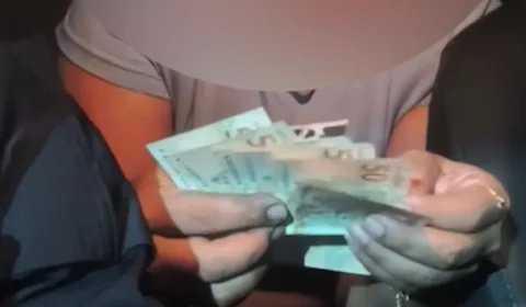 Mulher tenta subornar policiais com dinheiro do Bolsa Família após furtar celular em RO; caso termina com casal preso