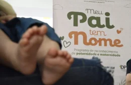 Campanha oferece teste de DNA gratuito no Metrô do Rio para quem busca reconhecimento de paternidade
