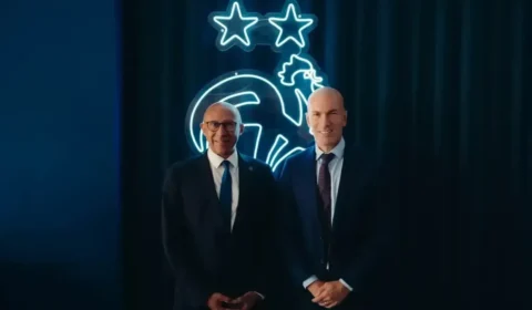 Zidane assume seleção da França e promete combater racismo: “Precisamos lutar contra isso”