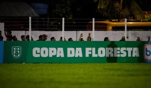 O que é a Copa da Floresta? Conheça o torneio que mobiliza cidades inteiras no Amazonas