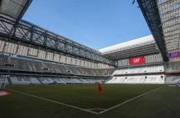 Internacional encara Athletico na estreia do gramado sintético e VAR avançado