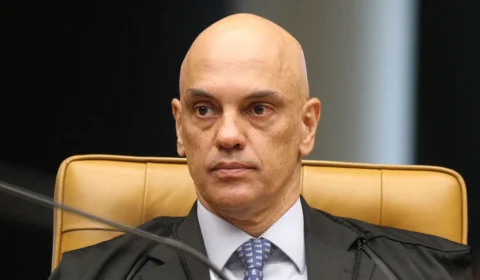 Moraes dá 48 horas para tribunais explicarem pagamentos acima do teto a magistrados