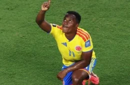 Suíça e Colômbia duelam por vaga nas quartas em confronto de estilos no Mundial