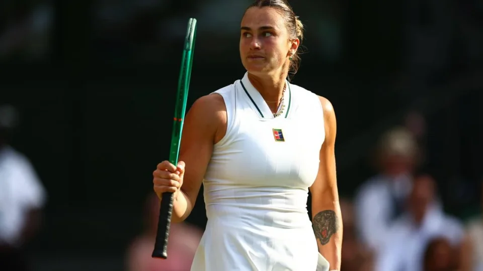 Osaka derruba Sabalenka e faz história em Wimbledon