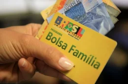 Bolsa Família paga R$ 679 para NIS final 5 hoje