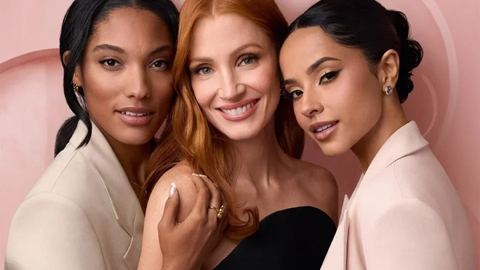 Do Oscar para a moda: Jessica Chastain ganha papel de destaque em campanha global