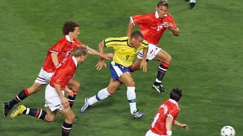 Brasil tenta quebrar tabu histórico contra a Noruega e busca primeira vitória no confronto