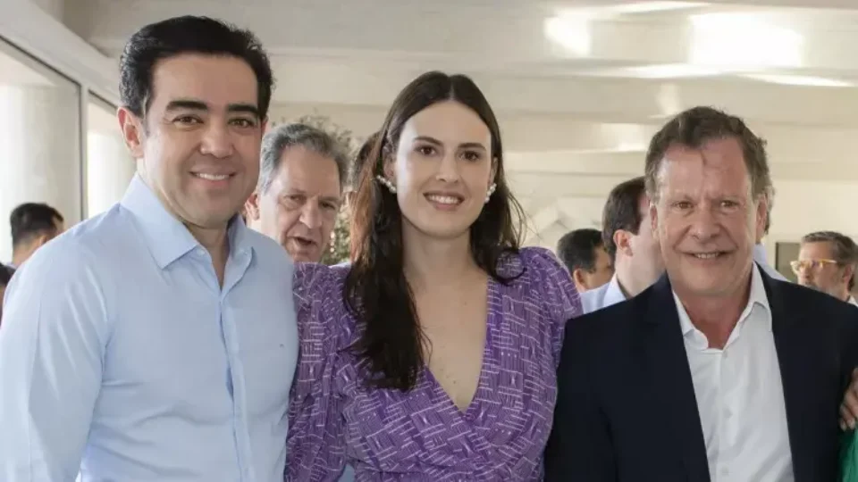 Família do presidente do TCU vence contrato bilionário no Porto de Santos; Justiça trava negócio