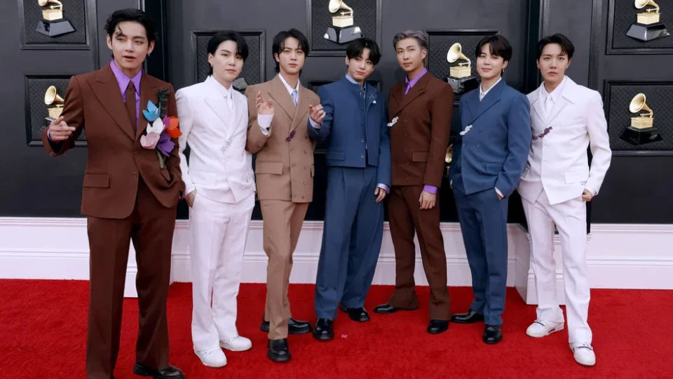 Polêmica no Grammy 2027: saiba por que o BTS decidiu boicotar a maior premiação da música