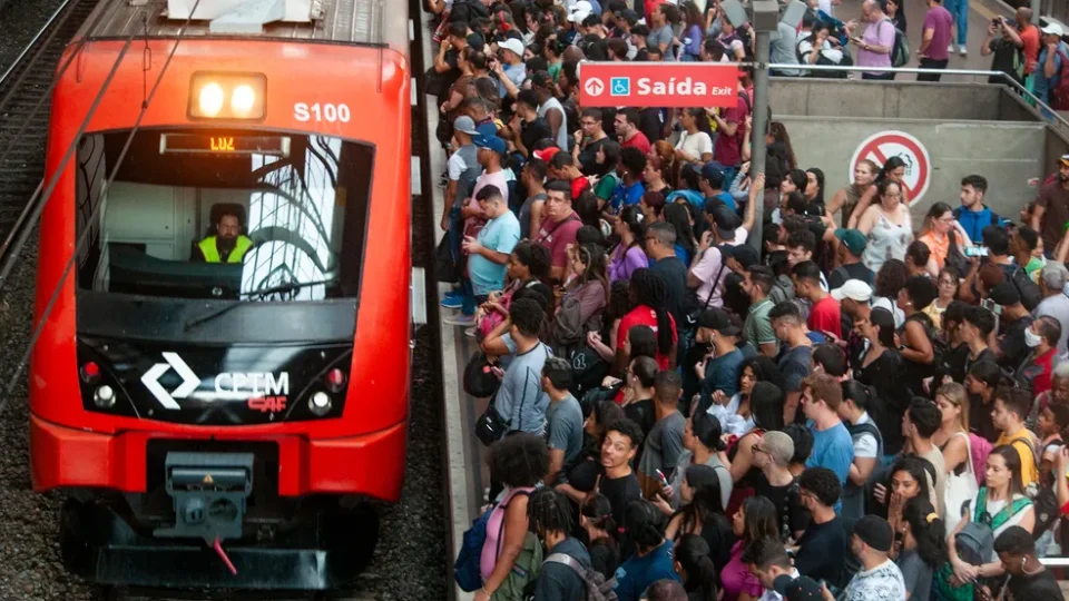 Greve na CPTM pode afetar milhares de passageiros em São Paulo; veja quais linhas podem parar
