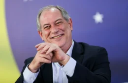 Ciro ignora Flávio Bolsonaro e revela possível apoio a Ronaldo Caiado ou Renan Santos; entenda
