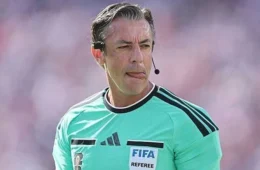 Cartão vermelho de Claus acende debate sobre VAR em 2026