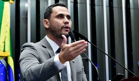 PL adia decisão em Minas e espera resposta de Cleitinho para definir disputa pelo governo