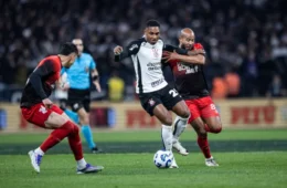 Corinthians tenta encostar no G5 diante do Athletico-PR; veja onde assistir, horário e os desfalques