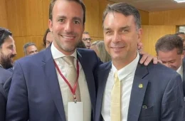 “Ele é corrupto, mas é cristão”: aliado de Flávio Bolsonaro causa polêmica com declaração
