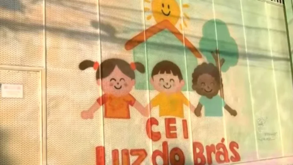 Bebê morre após ficar preso em creche; investigação tenta esclarecer as causas do acidente
