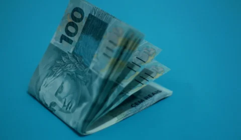 Salário de junho deve ser pago até 6 de julho de 2026