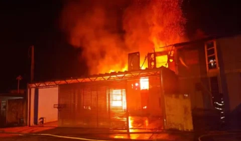 Mulher é agredida pelo companheiro e encontra casa incendiada no interior de São Paulo