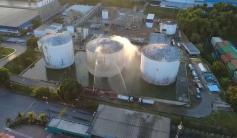 Mais de 60 horas depois, vazamento de gás ainda desafia bombeiros em Manaus