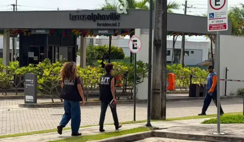 Doméstica é resgatada após 55 anos sem salário em condomínio de luxo; rotina começava às 4h30