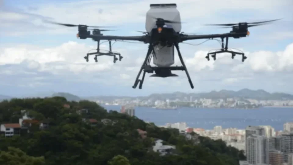 Facções enviam criminosos à Ucrânia para aprender uso de drones em guerra, diz Polícia Civil